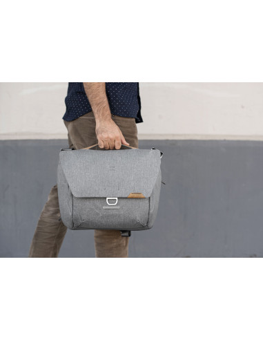 Everyday Messenger 13L v2