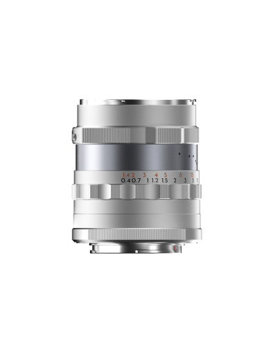 Thypoch SIMERA 28mm f1.4 . FUJIFILM X