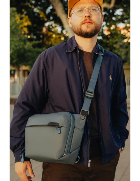 Everyday Sling 6L v2 Peak Design – Bandolera técnica impermeable