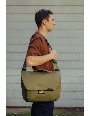 Everyday Messenger 13L v2