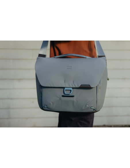 Everyday Messenger 13L v2