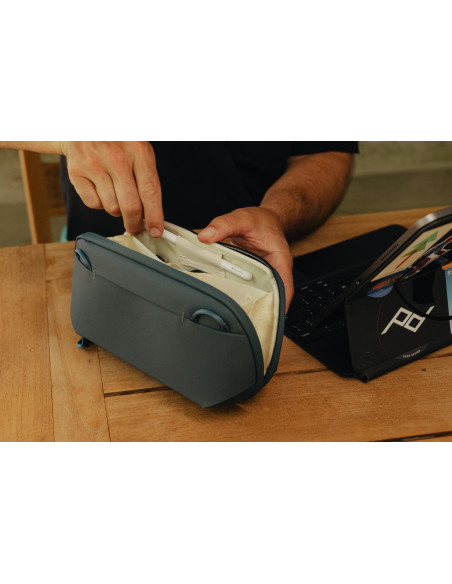 Peak Design Tech Pouch Small | Organizador Compacto