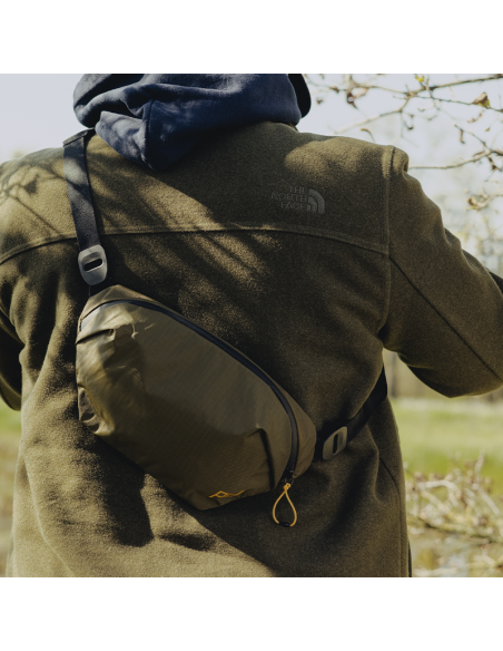 Outdoor Sling 2L Peak Design – Bandolera técnica impermeable