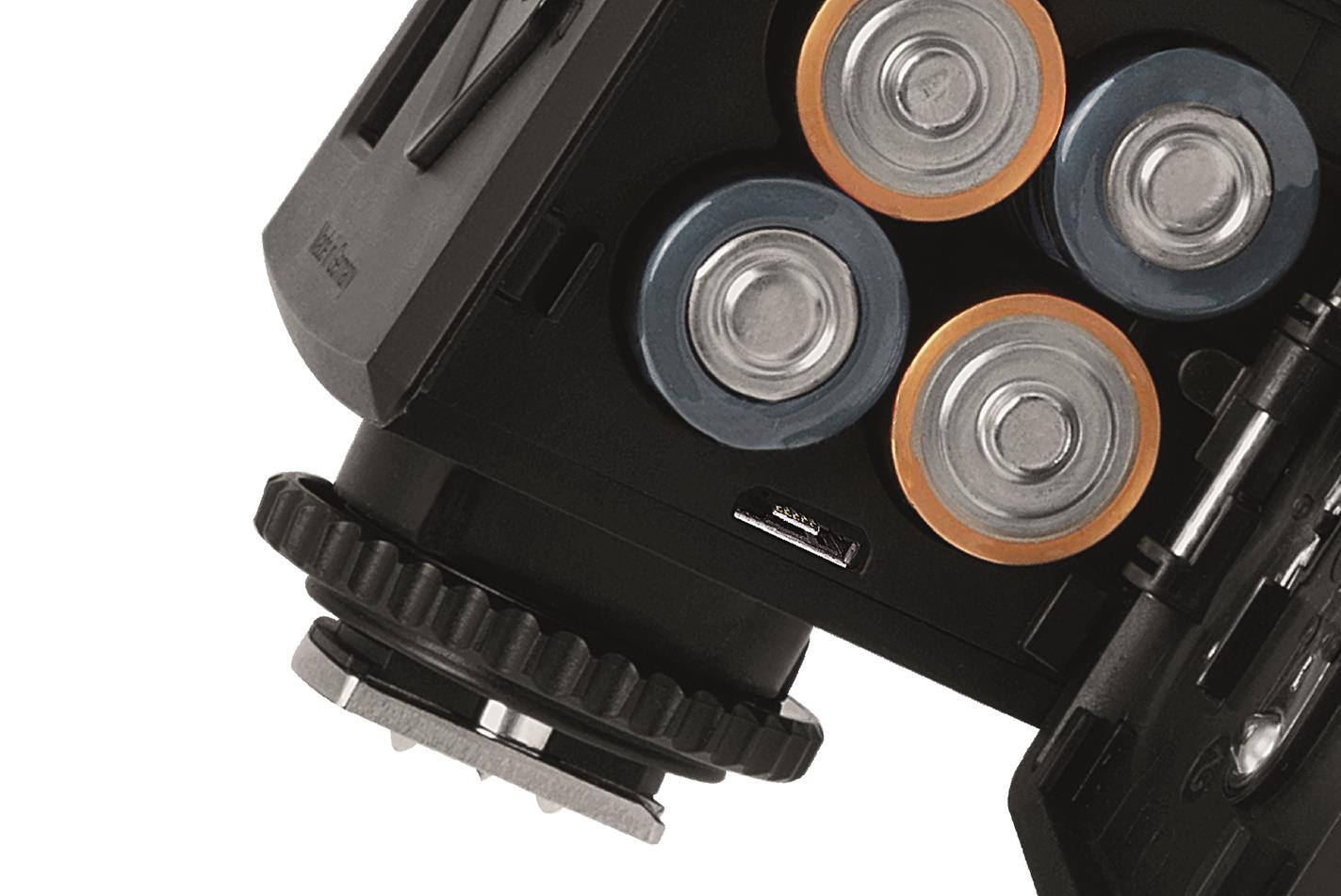 m400-detail_usb-robisa