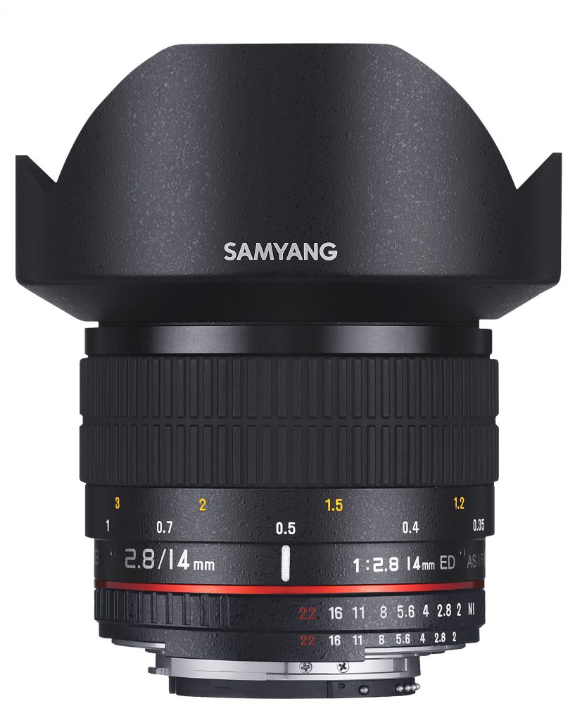 14mm 2.8 Canon-front.. copia